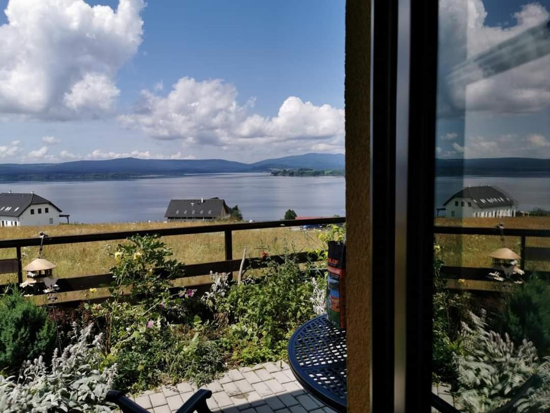 Apartman S Terasou A Vyhledem Na Jezero Lipno Kovářov Exteriör bild