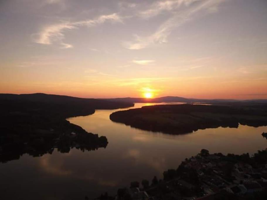 Apartman S Terasou A Vyhledem Na Jezero Lipno Kovářov Exteriör bild