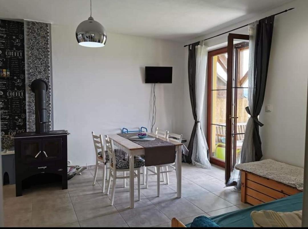 Apartman S Terasou A Vyhledem Na Jezero Lipno Kovářov Exteriör bild