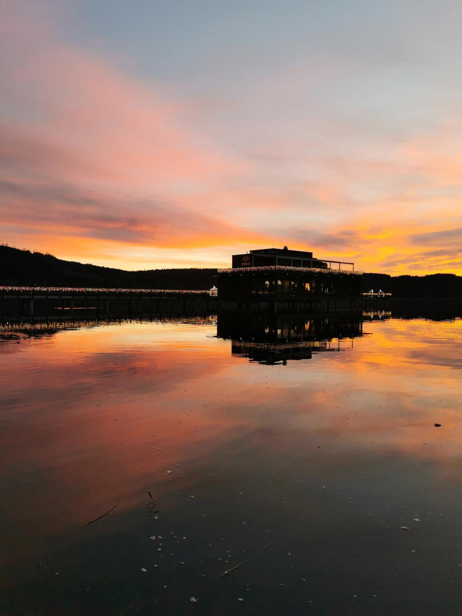 Apartman S Terasou A Vyhledem Na Jezero Lipno Kovářov Exteriör bild
