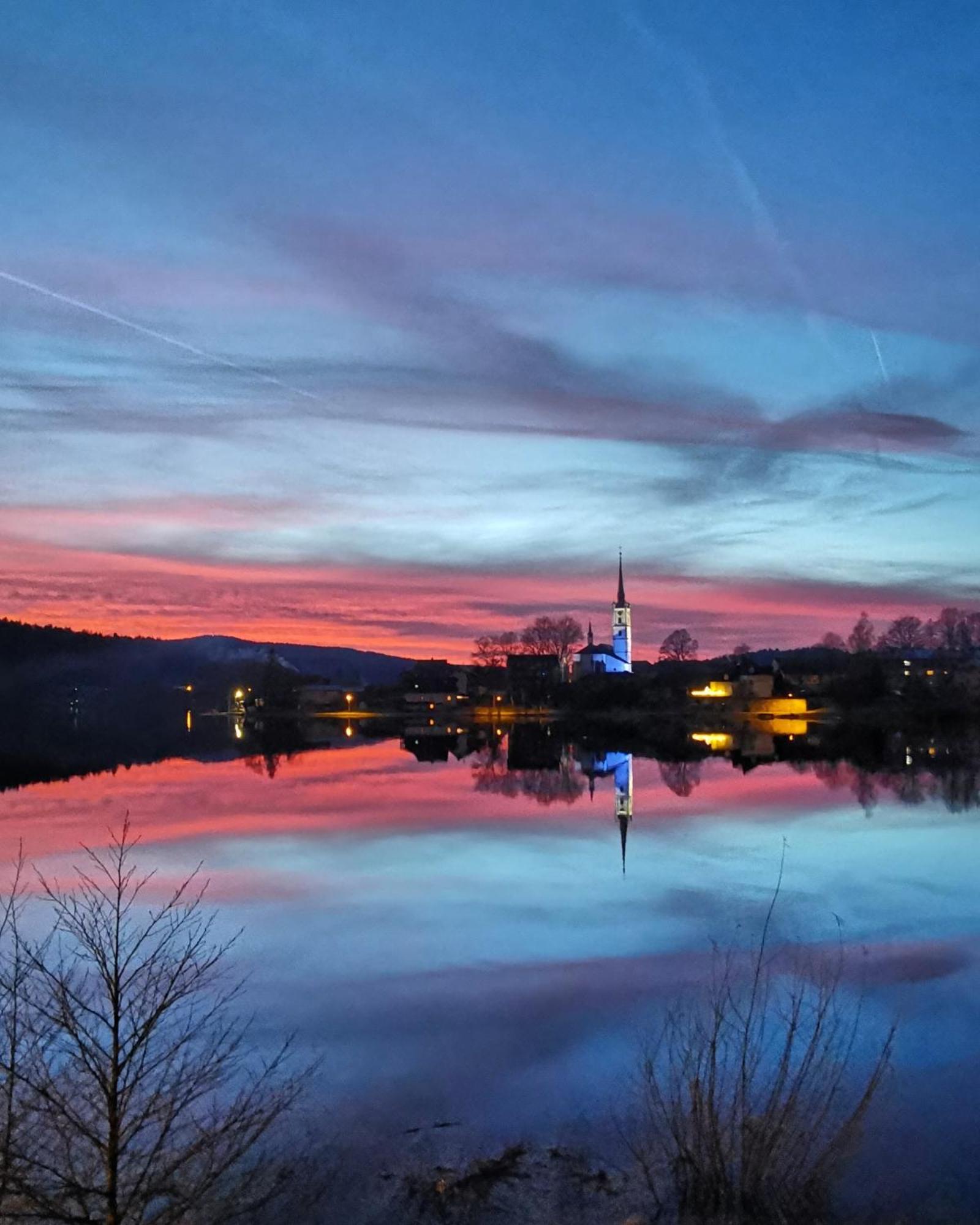 Apartman S Terasou A Vyhledem Na Jezero Lipno Kovářov Exteriör bild