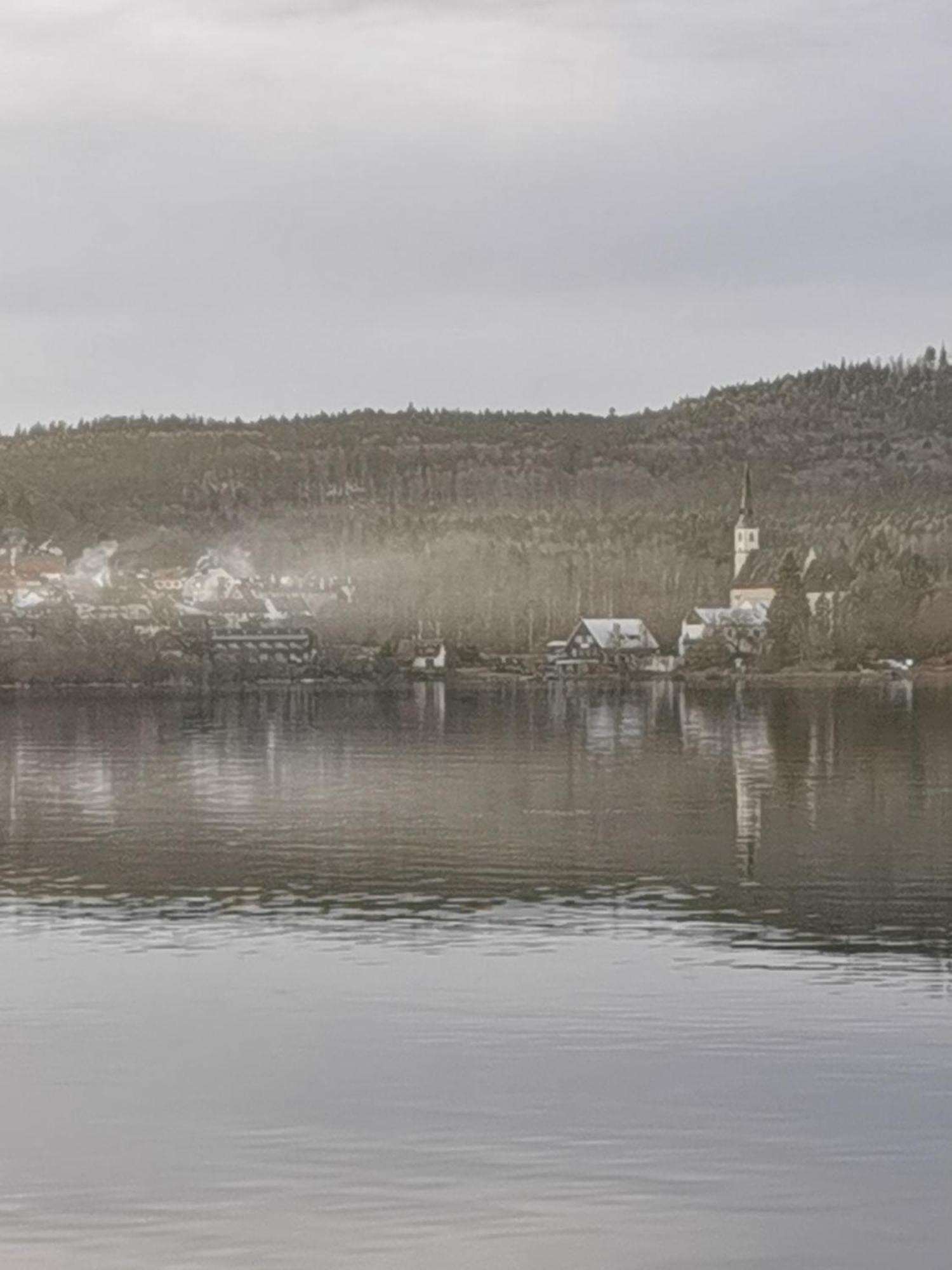 Apartman S Terasou A Vyhledem Na Jezero Lipno Kovářov Exteriör bild